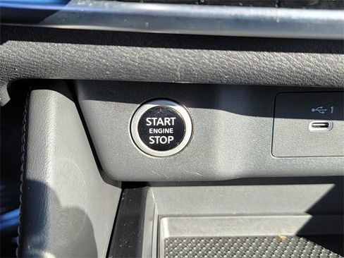 Used 2021 Nissan Rogue SL w/ Premium Package image 23