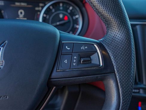 Certified 2022 Maserati Levante Modena image 14