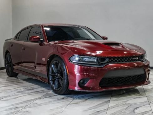 Used 2019 Dodge Charger Scat Pack w/ Driver Confidence Group RWD image 9