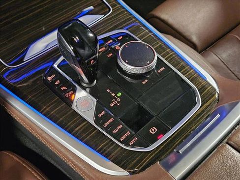 Used 2020 BMW X5 sDrive40i w/ M Sport Package image 12