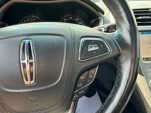 Used 2018 Lincoln MKZ Select w/ Select Plus Package AWD/4WD image 33