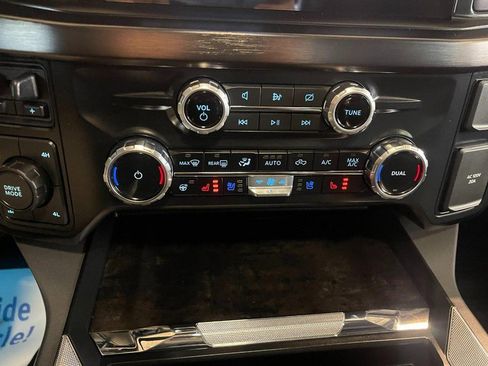 Used 2023 Ford F250 Lariat w/ Lariat Ultimate Package image 34