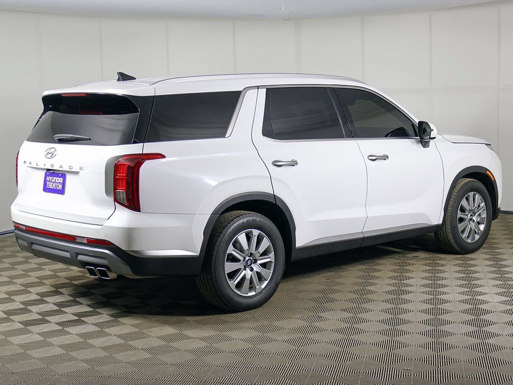 Used 2024 Hyundai Palisade SEL FWD image 11