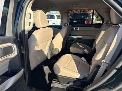 Used 2023 Ford Explorer XLT w/ Equipment Group 202A image 19