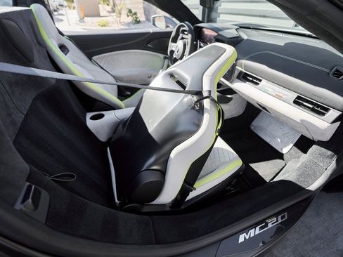 Used 2023 Maserati MC20 Spyder image 45