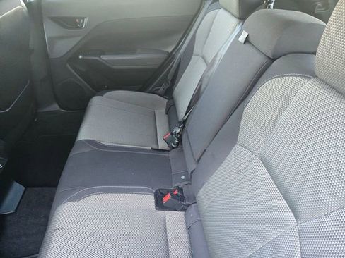 Used 2024 Subaru Crosstrek 2.0i Premium AWD/4WD image 9