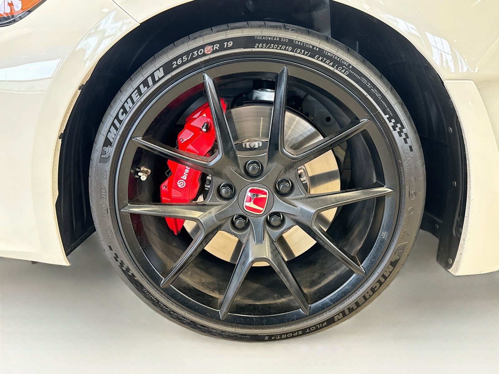 Certified 2025 Honda Civic Type R image 11