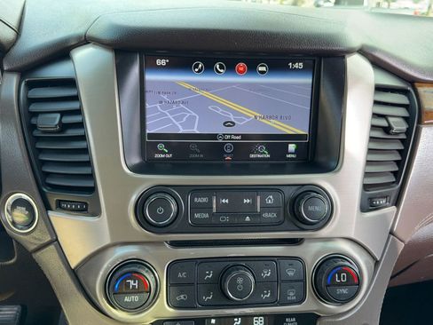 Used 2016 GMC Yukon XL Denali image 23