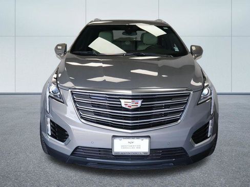 Used 2018 Cadillac XT5 Luxury w/ Driver Awareness Package AWD/4WD image 11