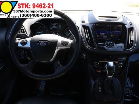 Used 2015 Ford Escape Titanium w/ Equipment Group 301A AWD/4WD image 17