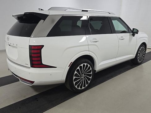 Used 2026 Hyundai Palisade Calligraphy AWD/4WD image 3