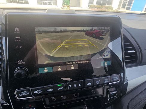 Used 2024 Honda Odyssey EX-L image 9