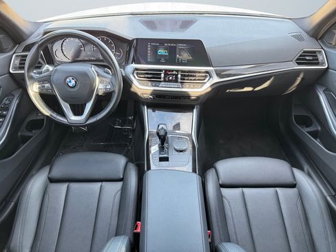 Used 2019 BMW 330i Sedan w/ Convenience Package image 10