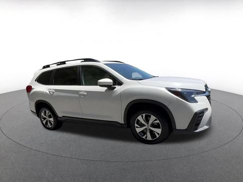 Used 2024 Subaru Ascent Premium w/ Convenience Package AWD/4WD image 2