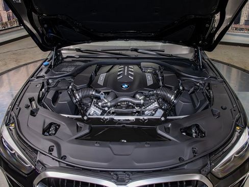 New 2026 BMW M850i xDrive Convertible image 7