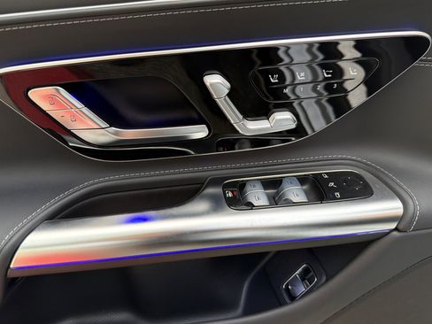New 2026 Mercedes-Benz SL 63 AMG 4MATIC image 11