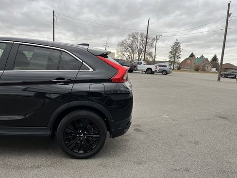 Used 2019 Mitsubishi Eclipse Cross LE image 8