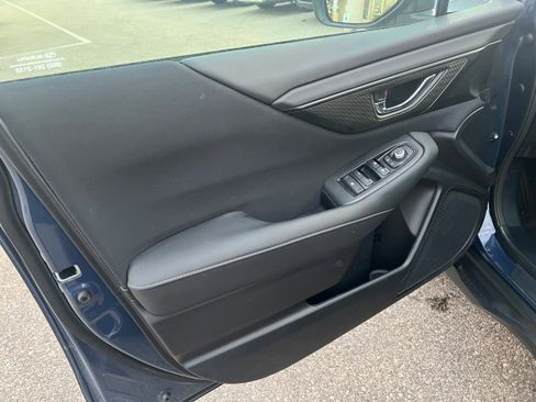 Certified 2025 Subaru Outback Premium w/ Popular Package #1A image 17