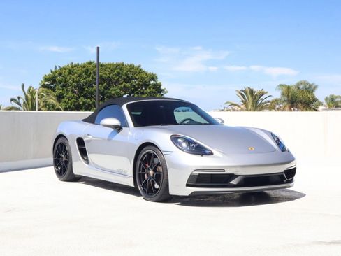Certified 2023 Porsche 718 Boxster GTS image 8