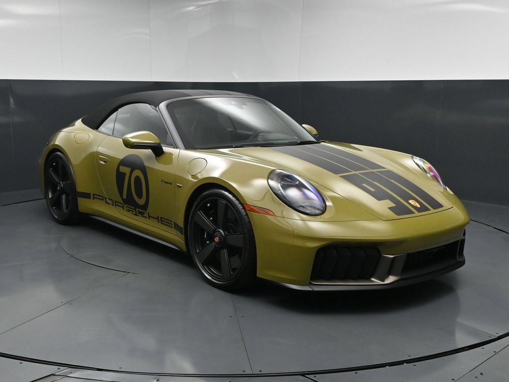 Certified 2026 Porsche 911 GTS RWD image 18