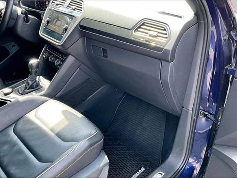 Used 2021 Volkswagen Tiguan SEL Premium R-Line image 15