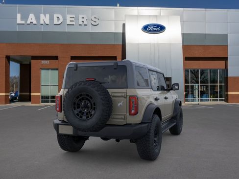 New 2026 Ford Bronco Outer Banks AWD/4WD image 8