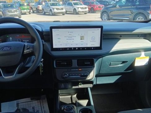 New 2025 Ford Maverick XL image 26