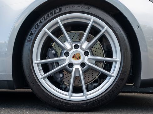 Used 2026 Porsche 911 Carrera RWD image 13