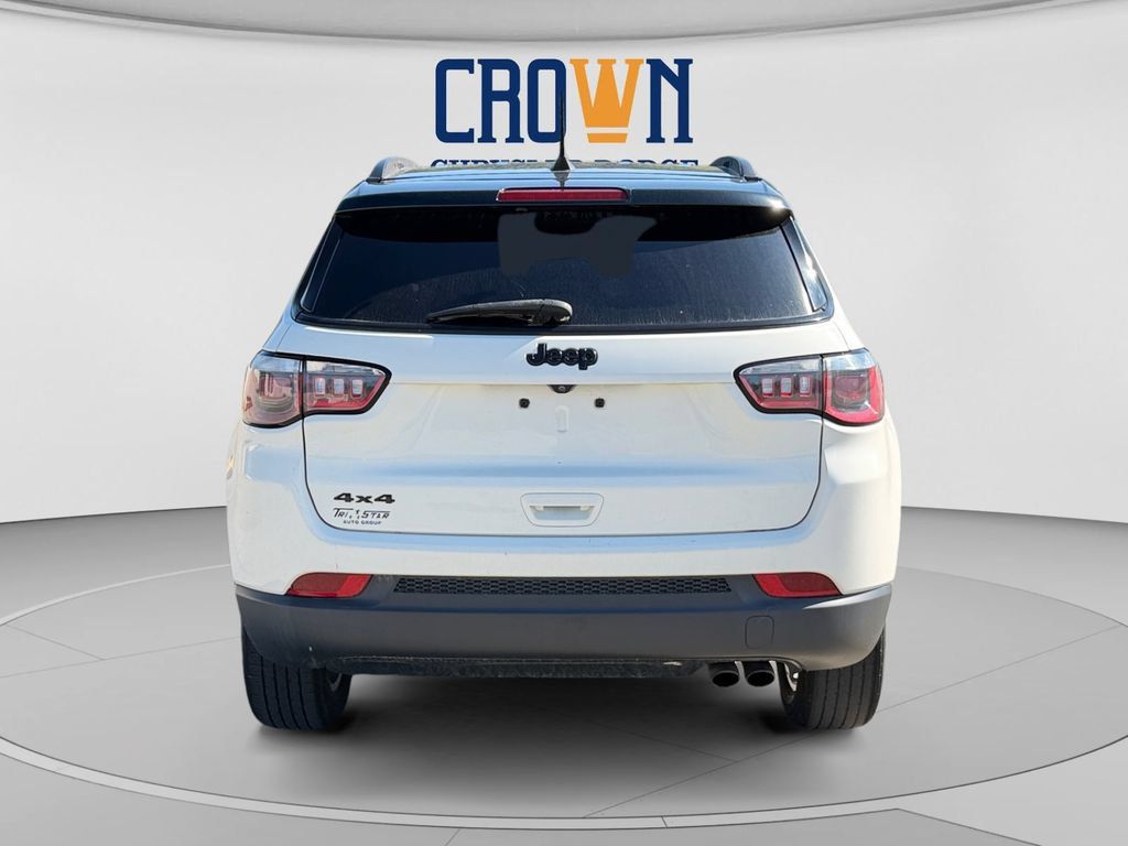Used 2020 Jeep Compass Latitude AWD/4WD image 4
