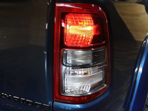 Used 2022 RAM 1500 Big Horn AWD/4WD image 25