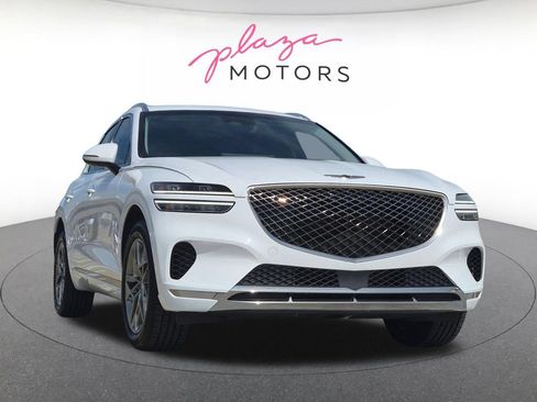 Used 2022 Genesis GV70 2.5T w/ Select Package AWD/4WD image 3