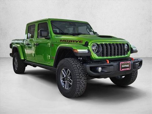 New 2025 Jeep Gladiator Mojave image 7