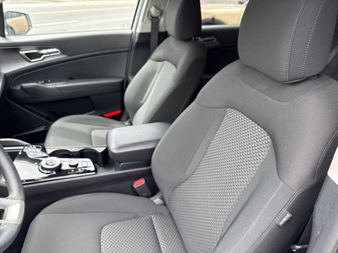 Certified 2023 Kia Sportage LX AWD/4WD image 14