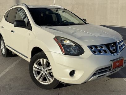 Used 2015 Nissan Rogue S w/ Convenience Package