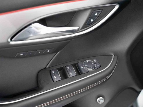 Used 2024 Buick Envision Sport Touring image 23