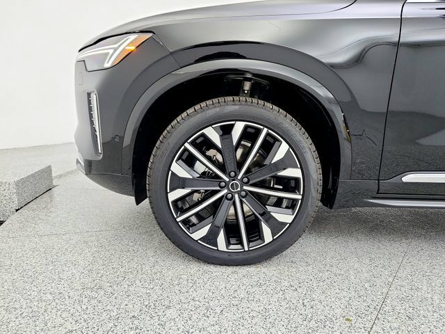 New 2026 Volvo XC90 B6 Plus w/ Protection Package Premier AWD/4WD image 30