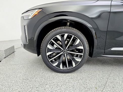 New 2026 Volvo XC90 B6 Plus w/ Protection Package Premier image 30