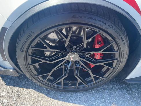 Used 2019 Chevrolet Corvette Grand Sport RWD image 19