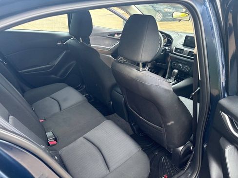 Used 2016 MAZDA MAZDA3 i Sport FWD image 12