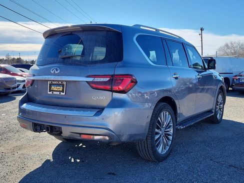 Used 2018 INFINITI QX80 4WD w/ Driver Assistance Package image 6