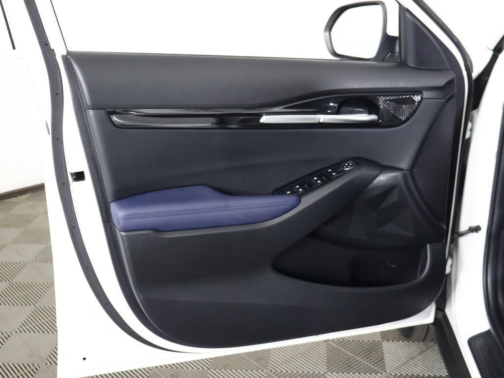 Used 2024 Kia Seltos S AWD/4WD image 75