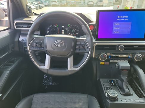 Used 2026 Toyota 4Runner TRD Off-Road Premium AWD/4WD image 10