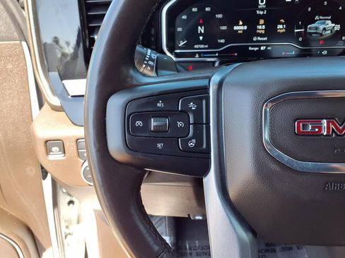 Used 2022 GMC Sierra 1500 SLT w/ SLT Premium Package AWD/4WD image 15