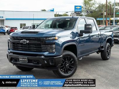 New 2026 Chevrolet Silverado 2500 Custom w/ Custom Blackout Package