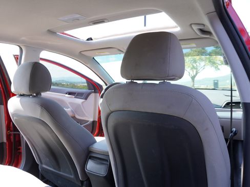 Used 2020 Hyundai Elantra Value Edition image 28