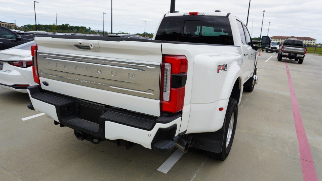 Used 2024 Ford F350 Platinum AWD/4WD image 6
