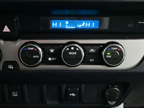 Used 2021 Toyota Tacoma SR image 19