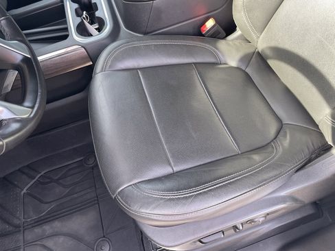 Used 2019 Chevrolet Silverado 1500 LTZ w/ LTZ Premium Package image 22