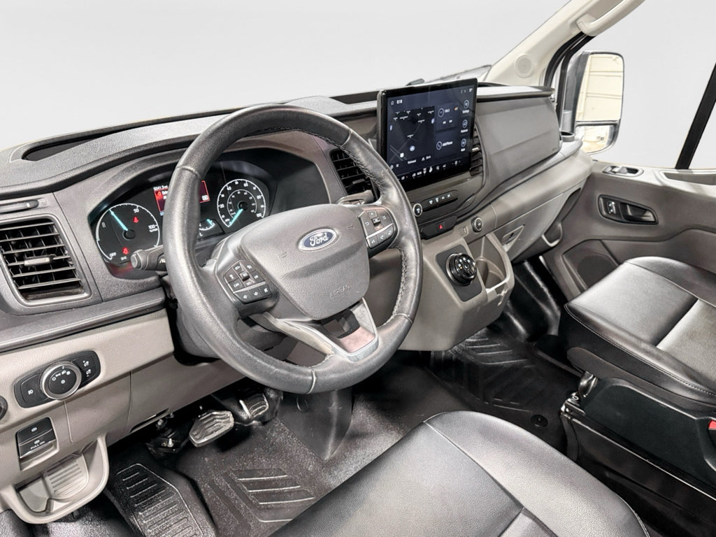 Used 2022 Ford E-Transit Medium Roof w/ Load Area Protection Package RWD image 18