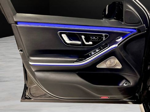 Used 2022 Mercedes-Benz S 500 AMG Sport Pkg w/ AMG Line Package image 42